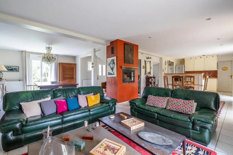 Maison - 181 m² - 7 pièces