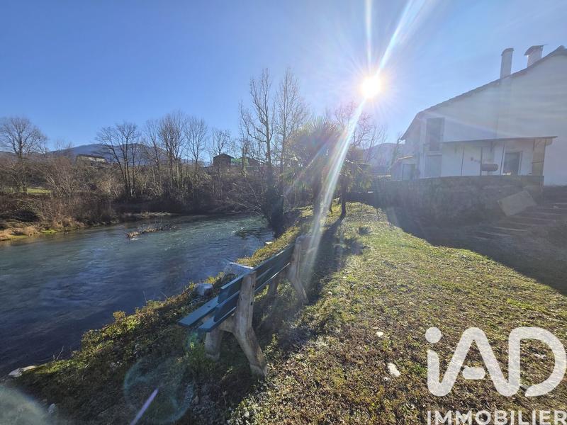 Maison - 86 m² - 4 pièces