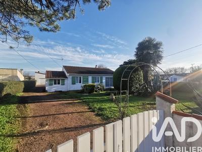 Maison - 96 m² - 5 pièces