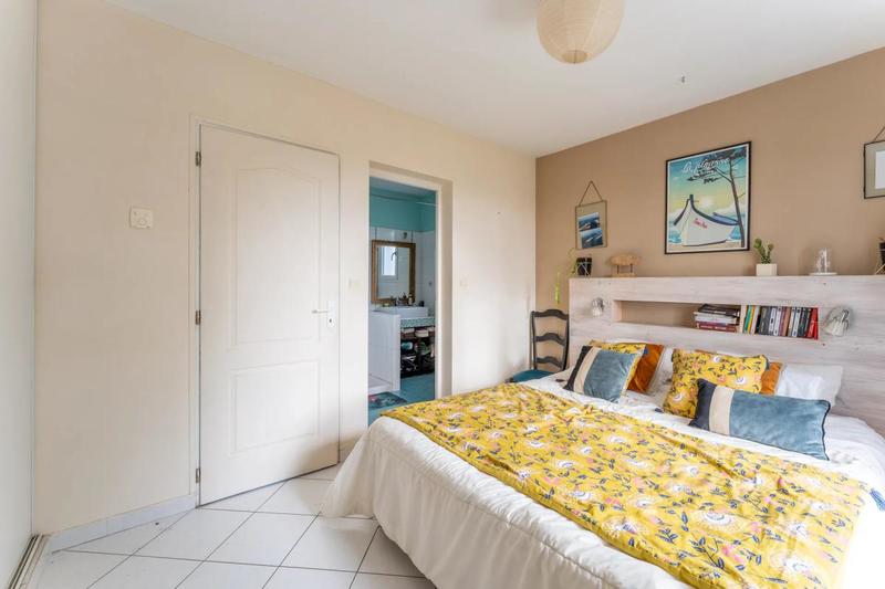 Maison - 166 m² - 7 pièces