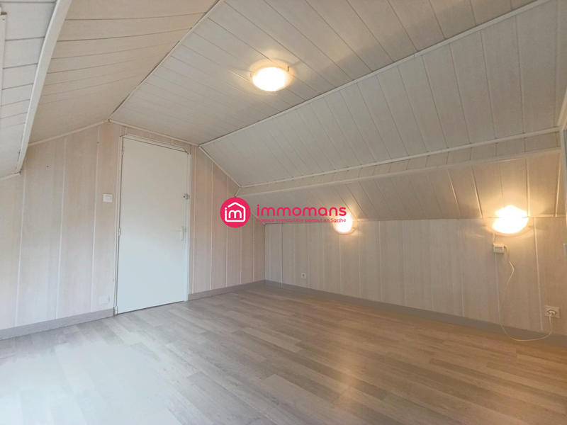 Maison - 88 m² - 5 pièces