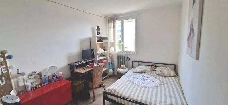 Appartement - 84 m² - 5 pièces