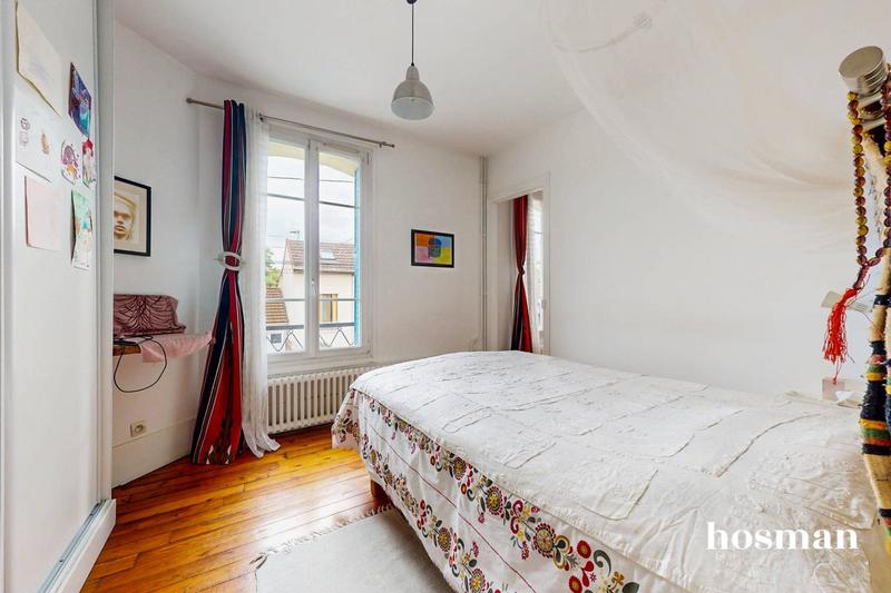 Maison - 90 m² - 5 pièces