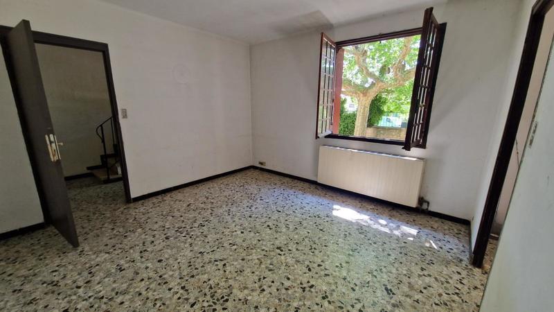 Maison - 200 m² - 8 pièces