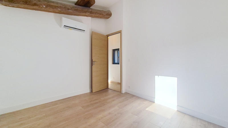 Maison de village - 80 m² - 4 pièces