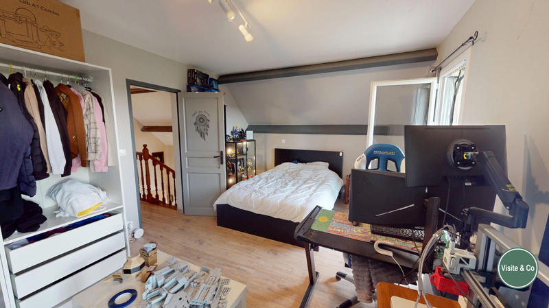 Maison - 147 m² - 6 pièces