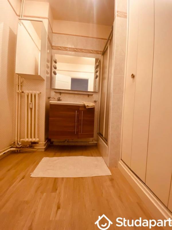 Chambre - 12 m² - 1 pièce