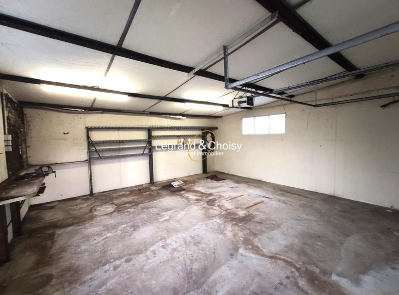 Parking / Garage - 30 m²