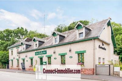 Maison - 300 m² - 10 pièces