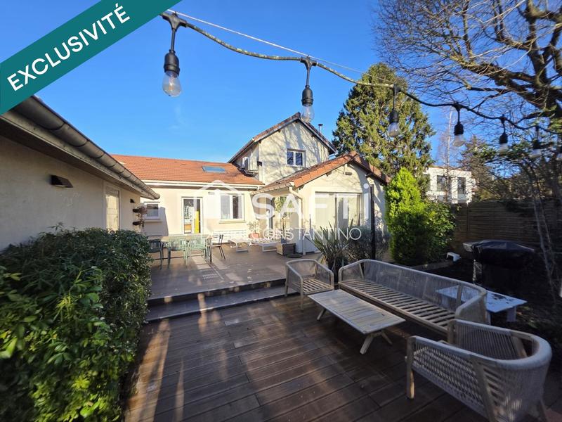 Maison - 135 m² - 6 pièces