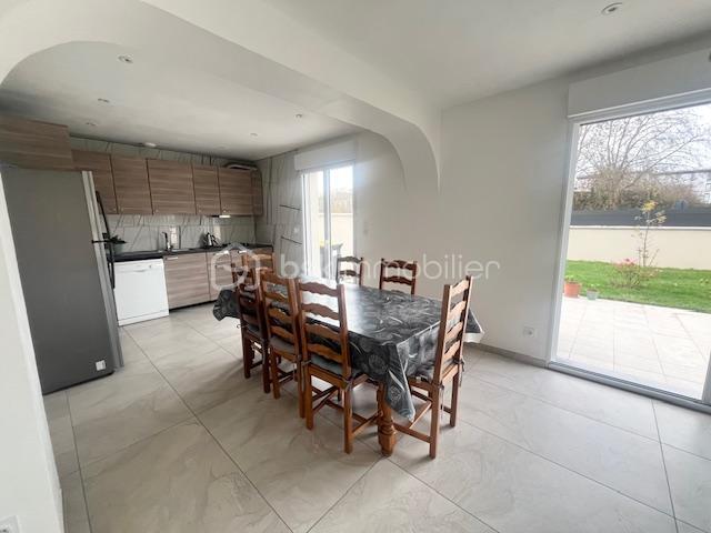 Maison - 145 m² - 5 pièces