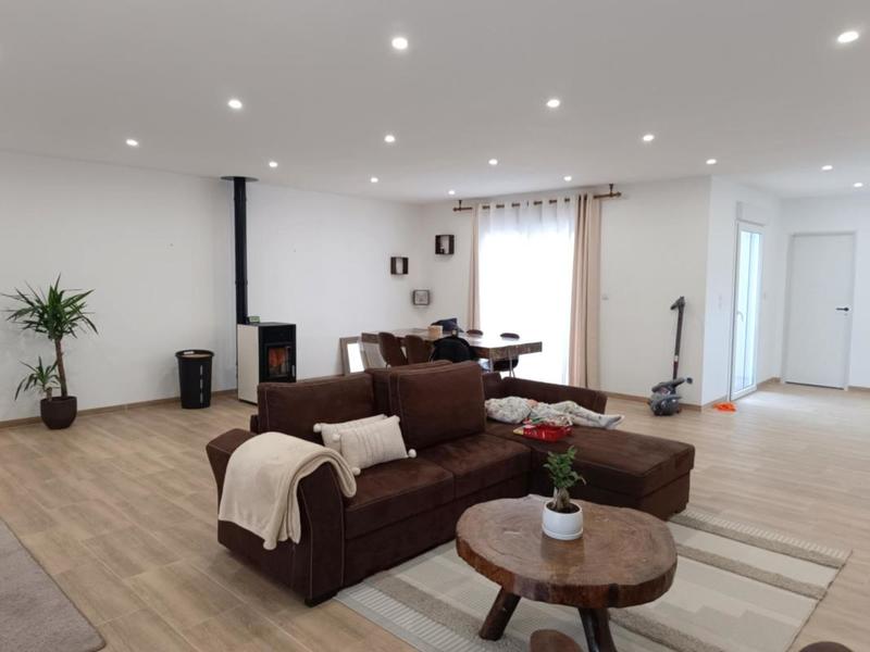 Maison - 120 m² - 4 pièces