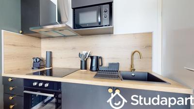 Chambre - 13 m² - 1 pièce