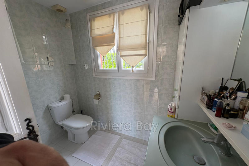 Villa - 162 m² - 6 pièces