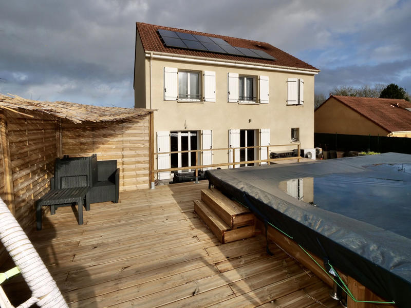 Maison - 128 m² - 6 pièces