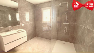 Maison - 139 m² - 5 pièces