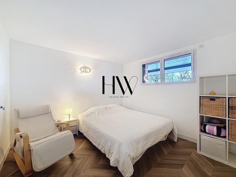 Maison - 437 m² - 14 pièces