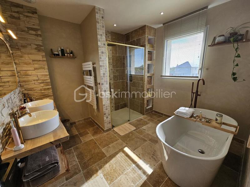 Maison - 119 m² - 5 pièces