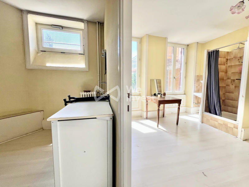 Immeuble - 884 m² - 20 pièces