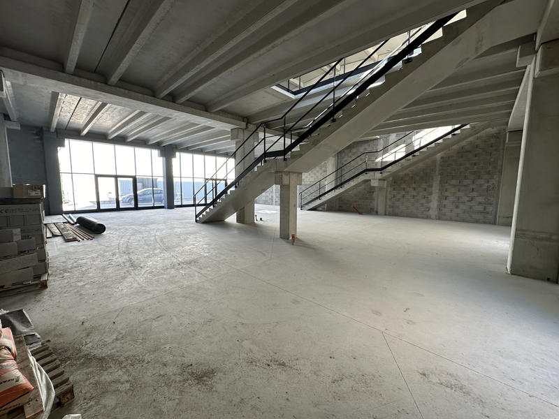Local commercial - 580 m²