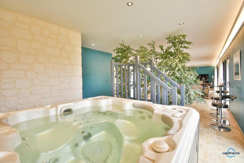 Propriété - 373 m² - 11 pièces