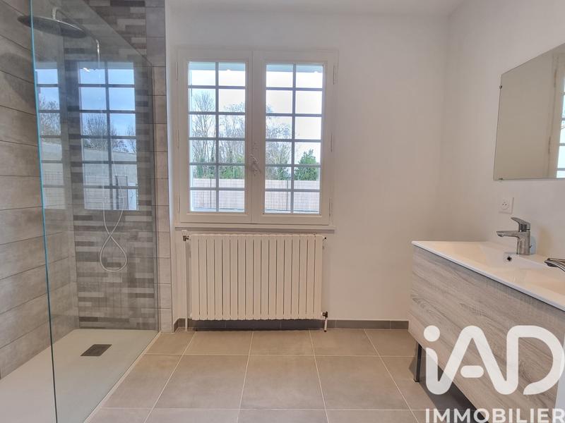 Maison - 220 m² - 7 pièces