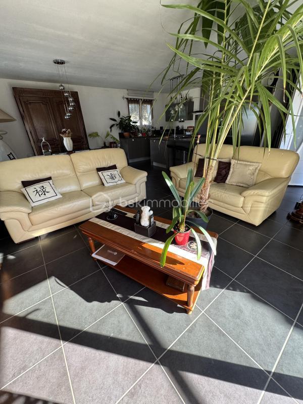 Villa - 95 m² - 4 pièces