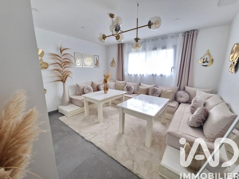 Maison - 188 m² - 9 pièces