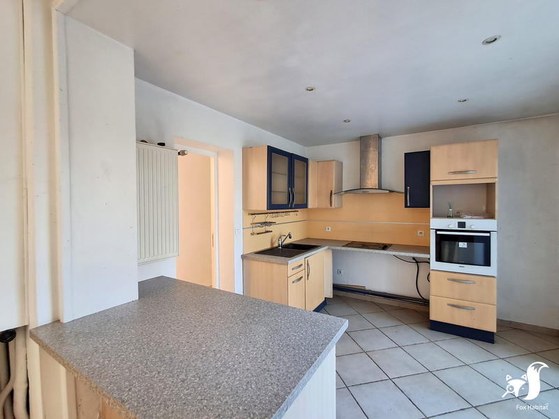 Maison - 175 m² - 9 pièces