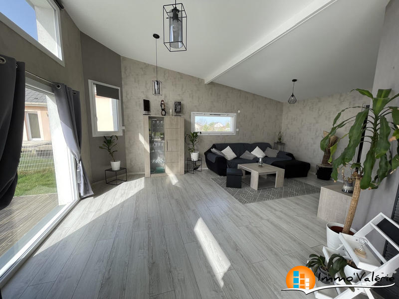 Maison - 103 m² - 4 pièces