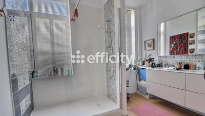 Maison - 175 m² - 6 pièces