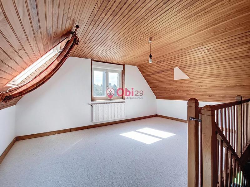 Maison - 160 m² - 9 pièces