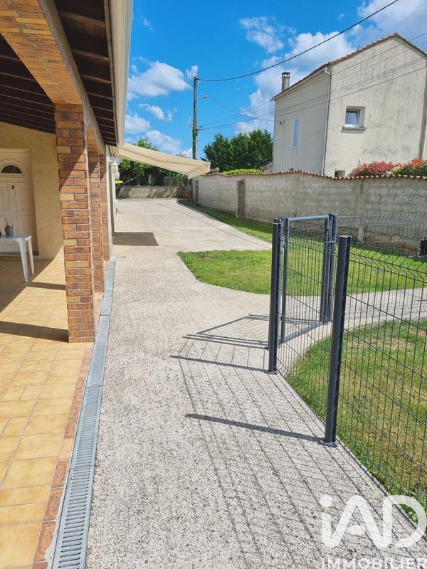 Maison - 180 m² - 8 pièces