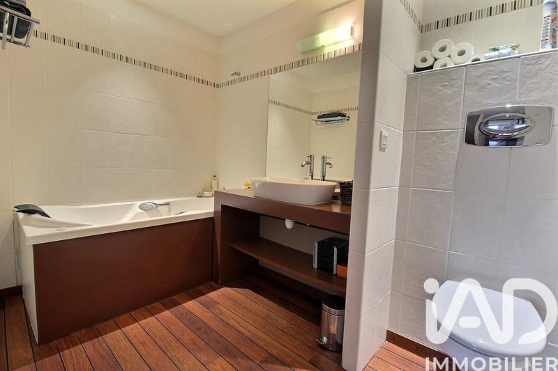 Duplex - 216 m² - 6 pièces