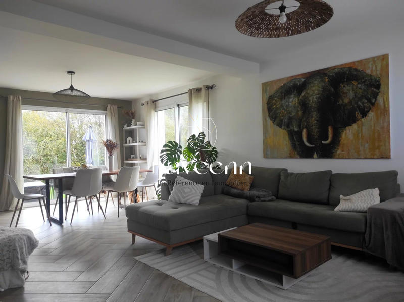 Maison contemporaine - 102 m² - 5 pièces