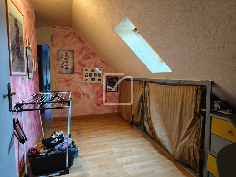 Maison - 165 m² - 6 pièces