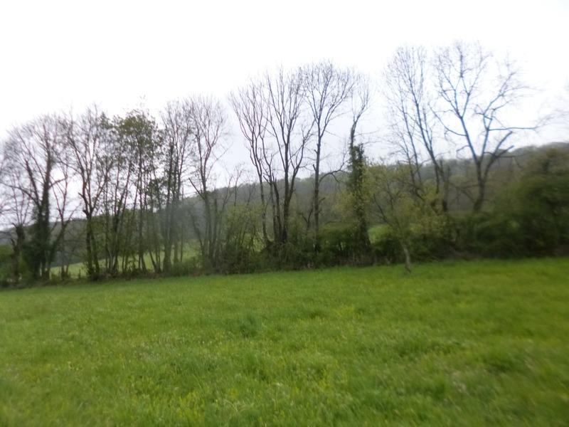 Terrain constructible - 1 200 m²