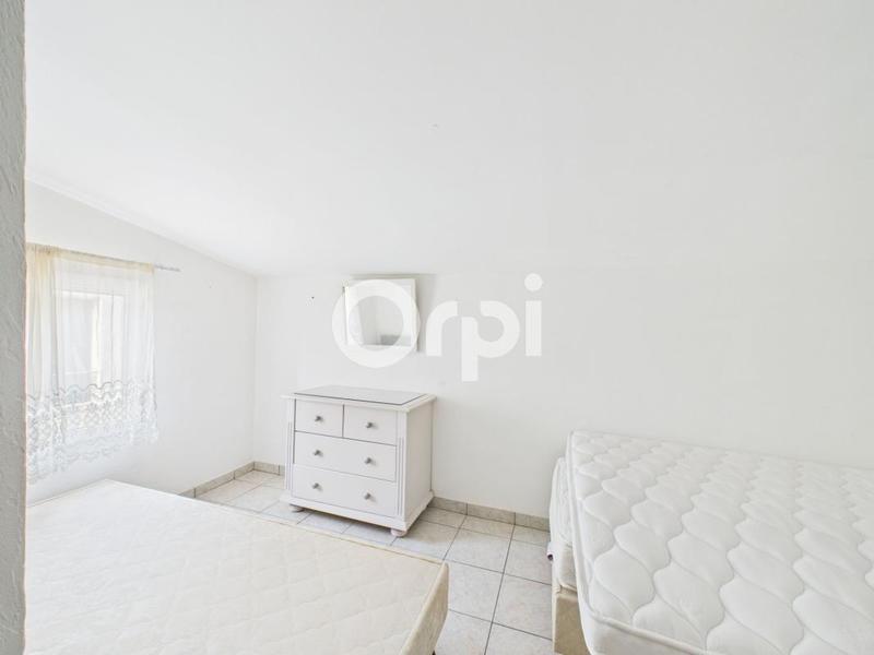 Villa - 285 m² - 9 pièces