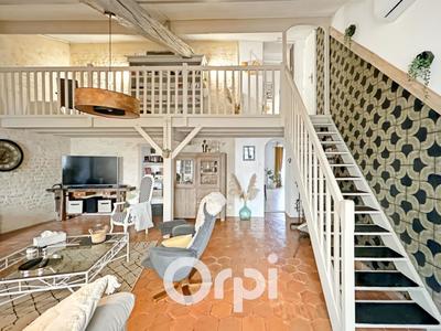 Maison - 182 m² - 6 pièces