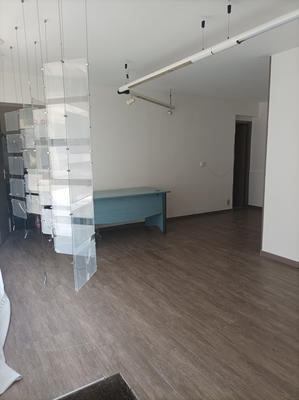 Local commercial - 46 m²