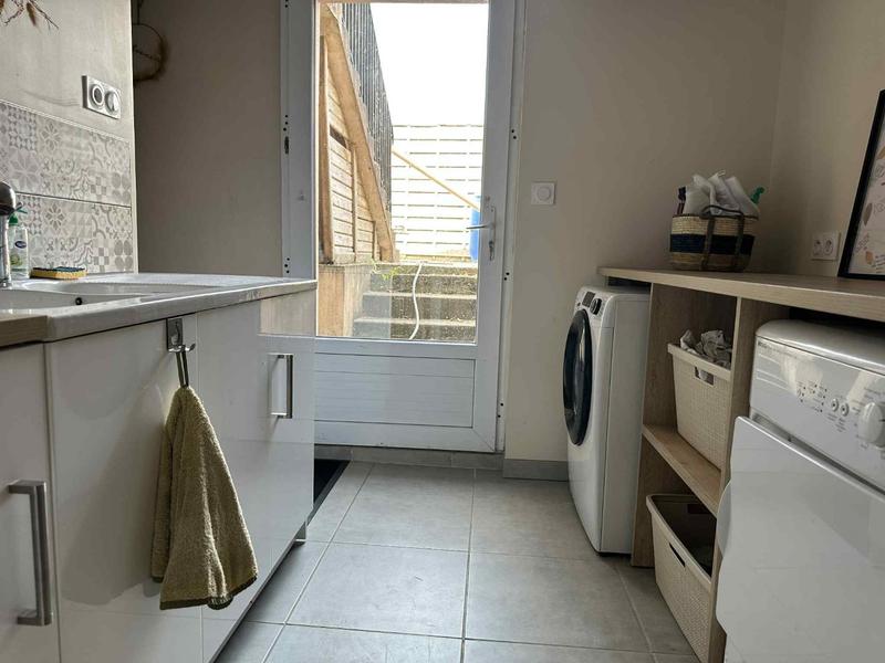 Maison - 143 m² - 7 pièces