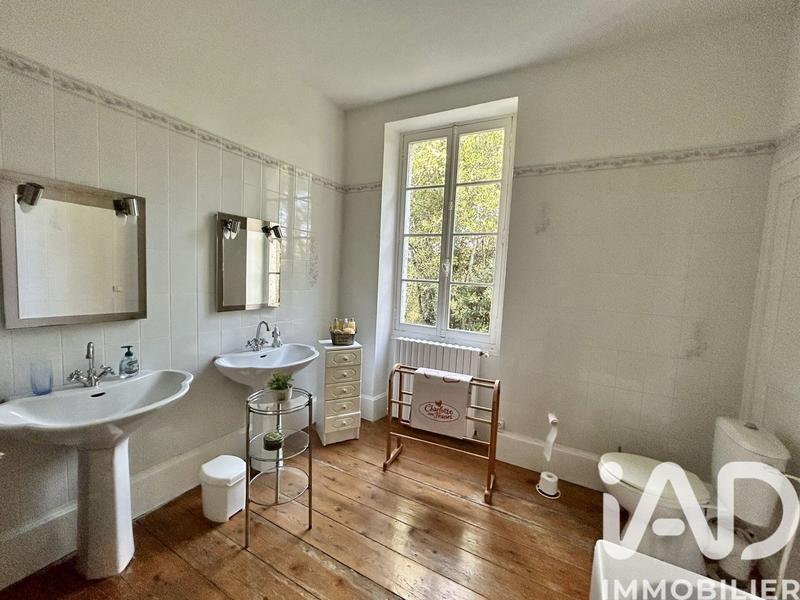 Maison - 502 m² - 13 pièces