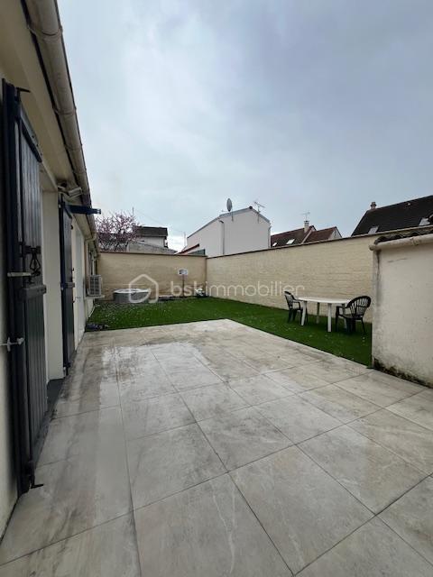 Pavillon - 121 m² - 6 pièces