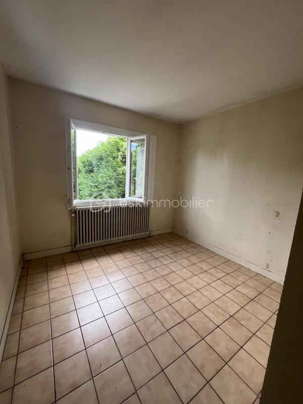 Maison - 156 m² - 9 pièces