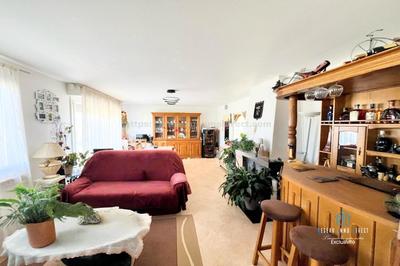 Maison traditionnelle - 100 m² - 4 pièces