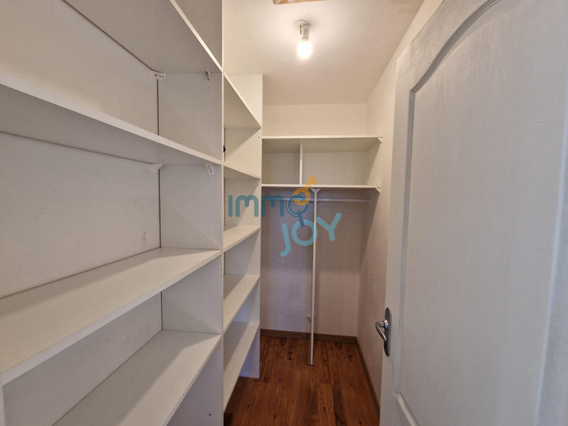 Villa - 204 m² - 6 pièces