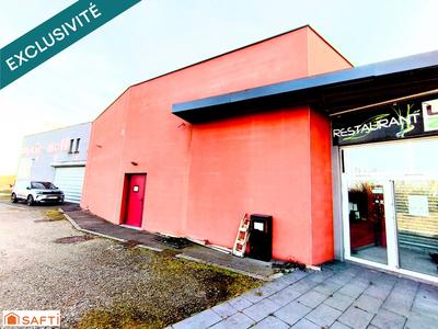 Local commercial - 1 417 m² - 33 pièces