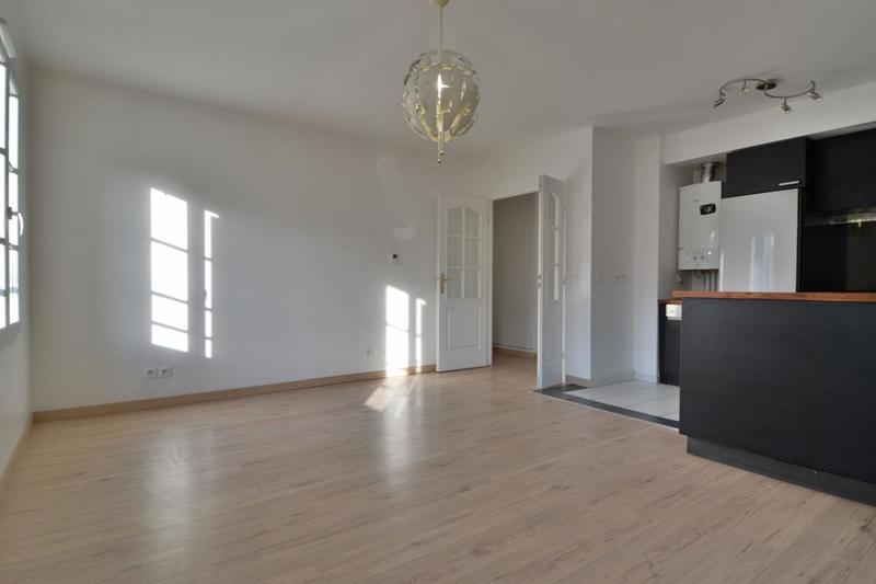 Appartement - 60 m² - 3 pièces