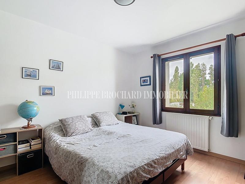 Maison traditionnelle - 112 m² - 6 pièces