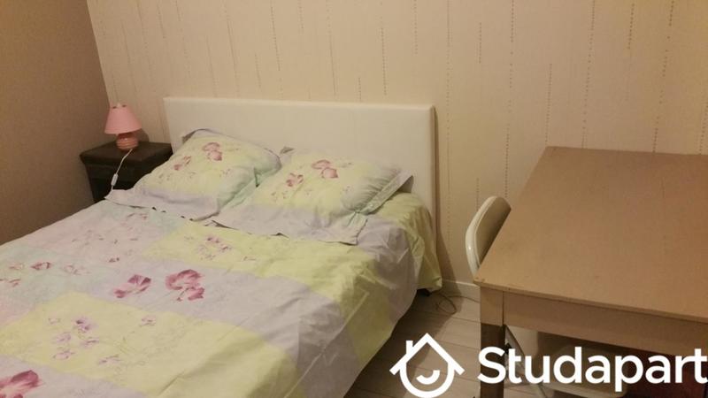 Chambre - 9 m² - 1 pièce